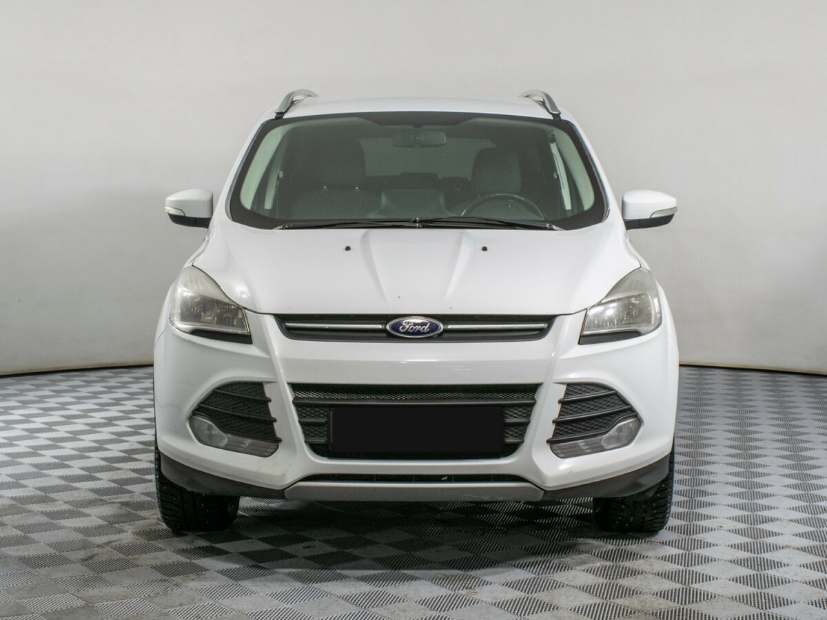Ford Kuga 2014 года с пробегом. Фото: #1