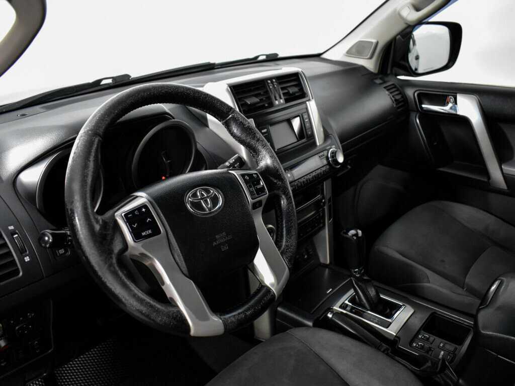Toyota Land Cruiser Prado 2013 года с пробегом. Фото: #8