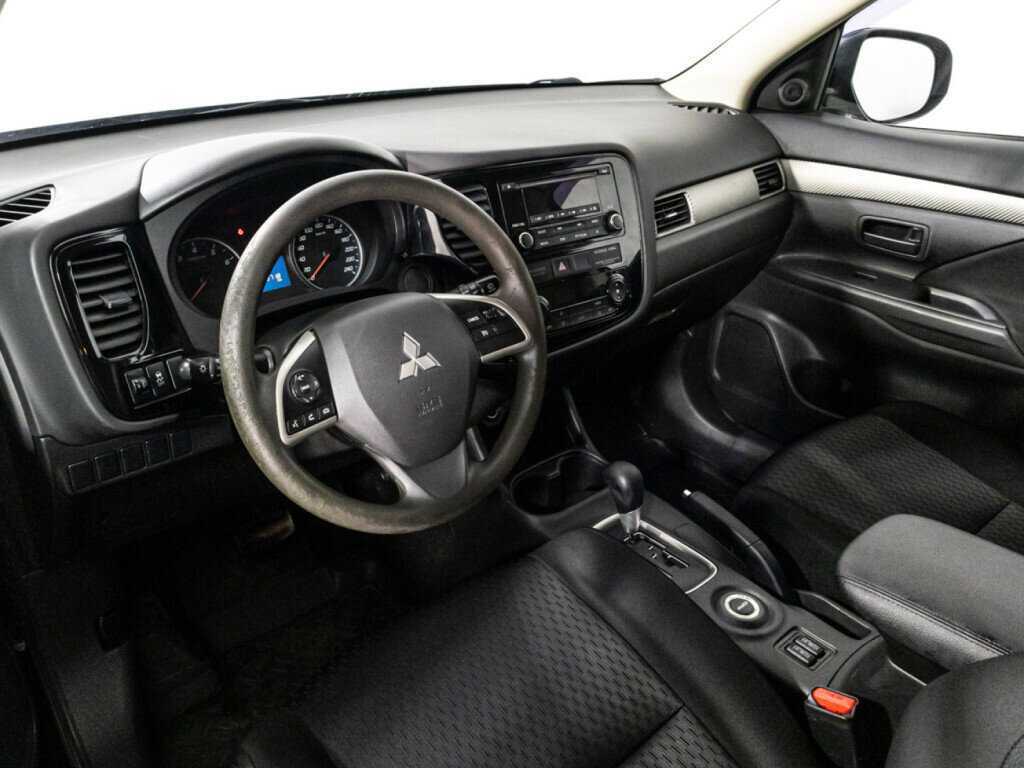 Mitsubishi Outlander 2014 года с пробегом. Фото: #8