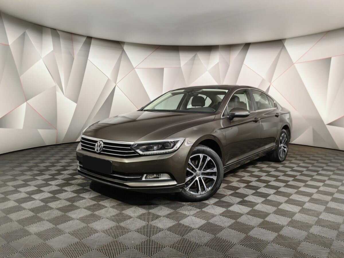 Volkswagen Passat 2017 года с пробегом. Фото: #0