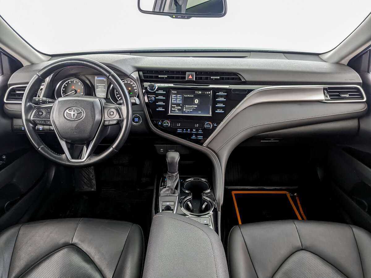 Toyota Camry 2019 года с пробегом. Фото: #11