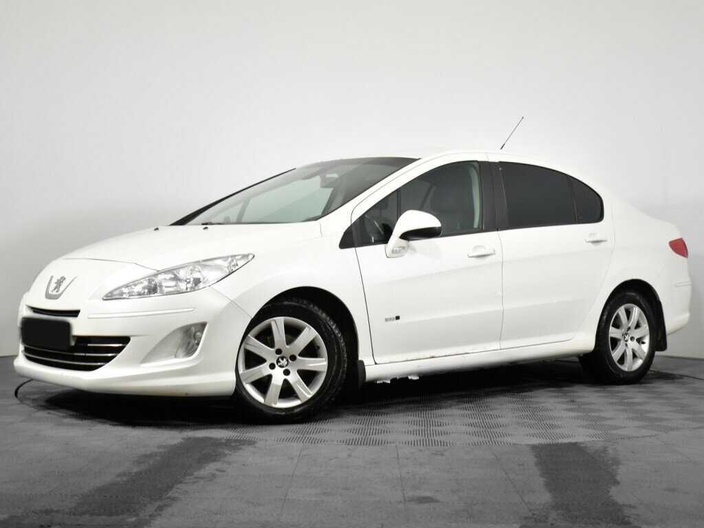 Peugeot 408 2016 года с пробегом. Посмотреть фото
