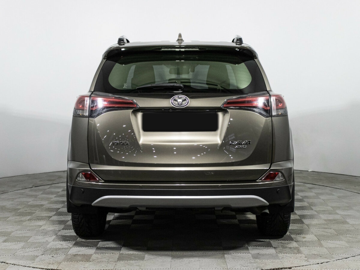 Toyota RAV4 2015 года с пробегом. Фото: #5