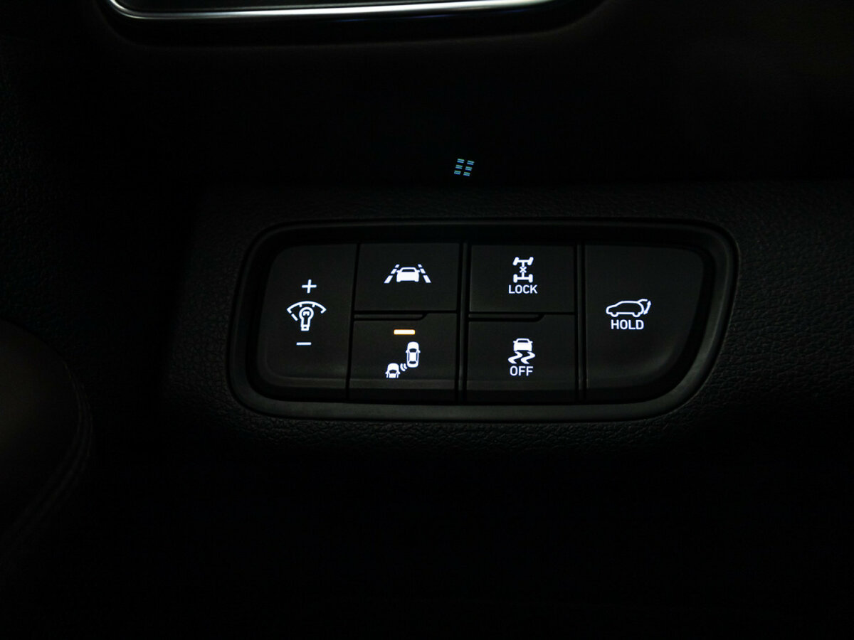 Hyundai Santa Fe 2019 года с пробегом. Фото: #16