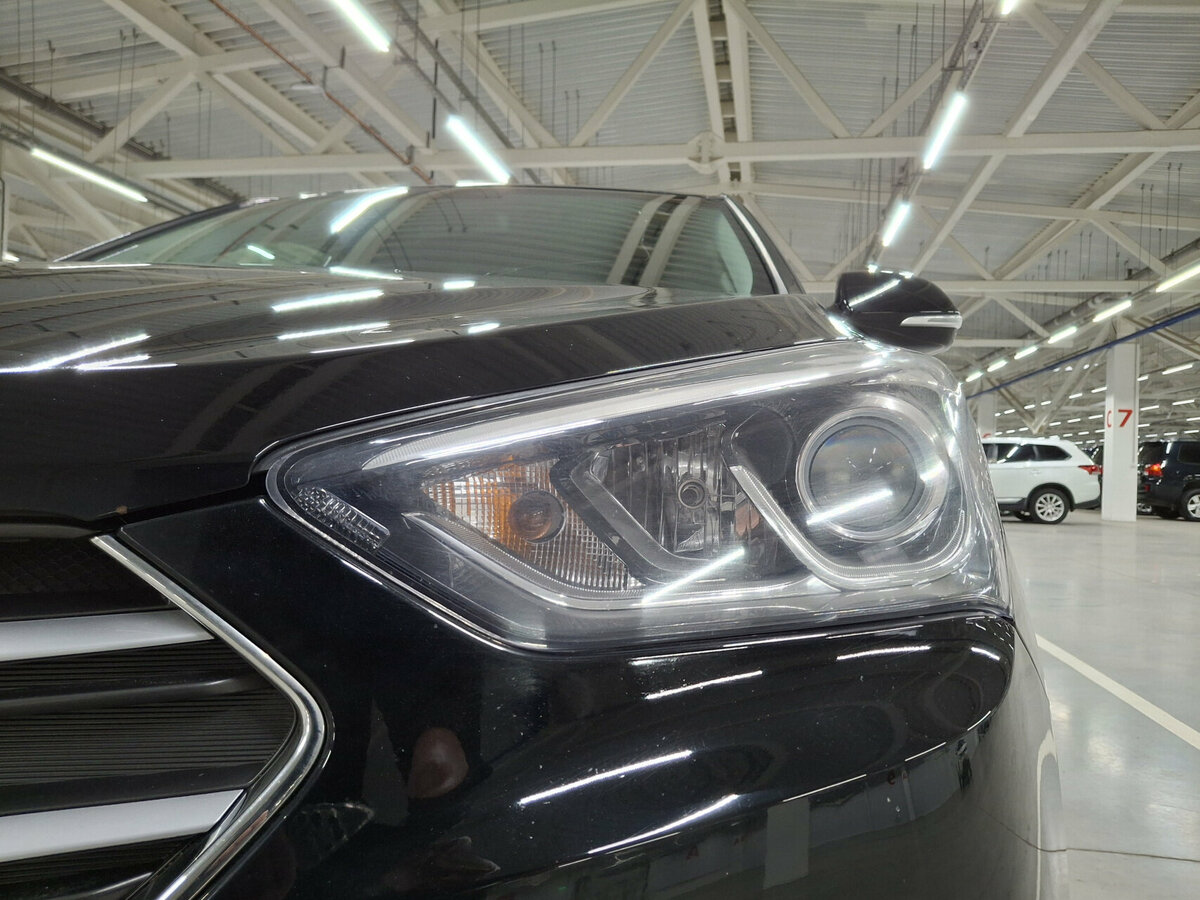 Hyundai Santa Fe 2018 года с пробегом. Фото: #15