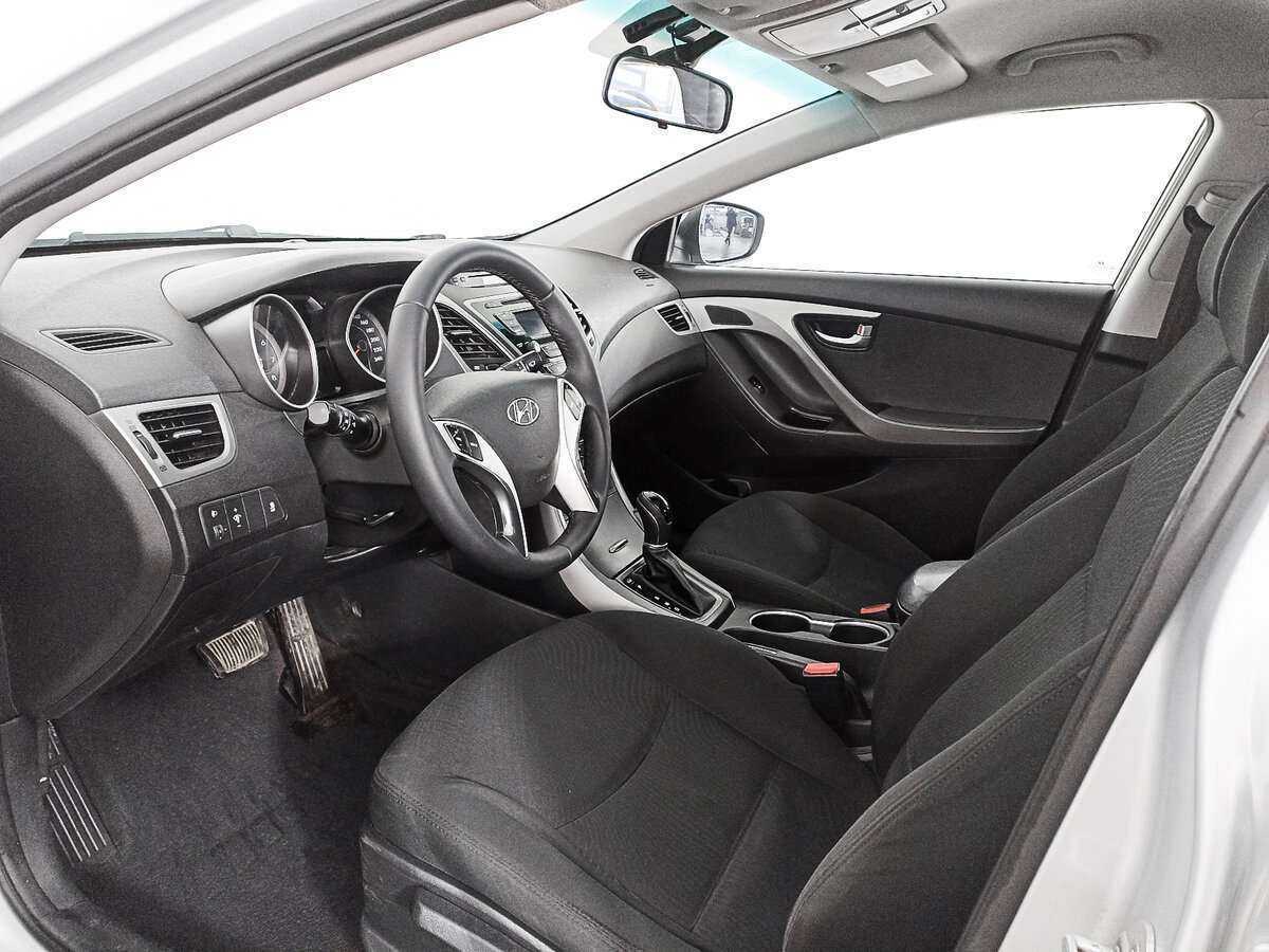Hyundai Elantra 2014 года с пробегом. Фото: #13