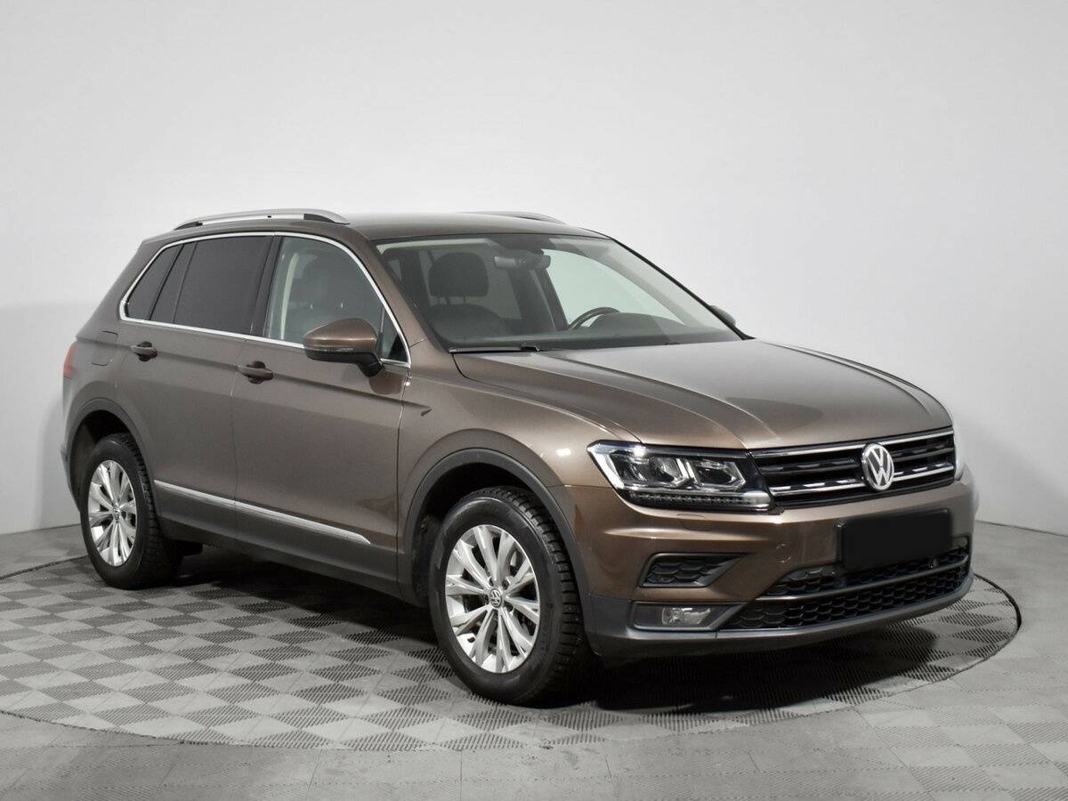 Volkswagen Tiguan 2018 года с пробегом. Фото: #2
