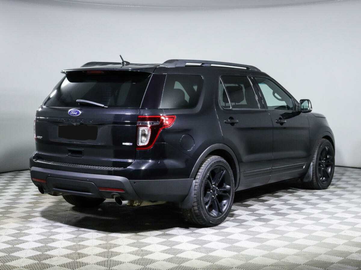Ford Explorer 2014 года с пробегом. Фото: #3