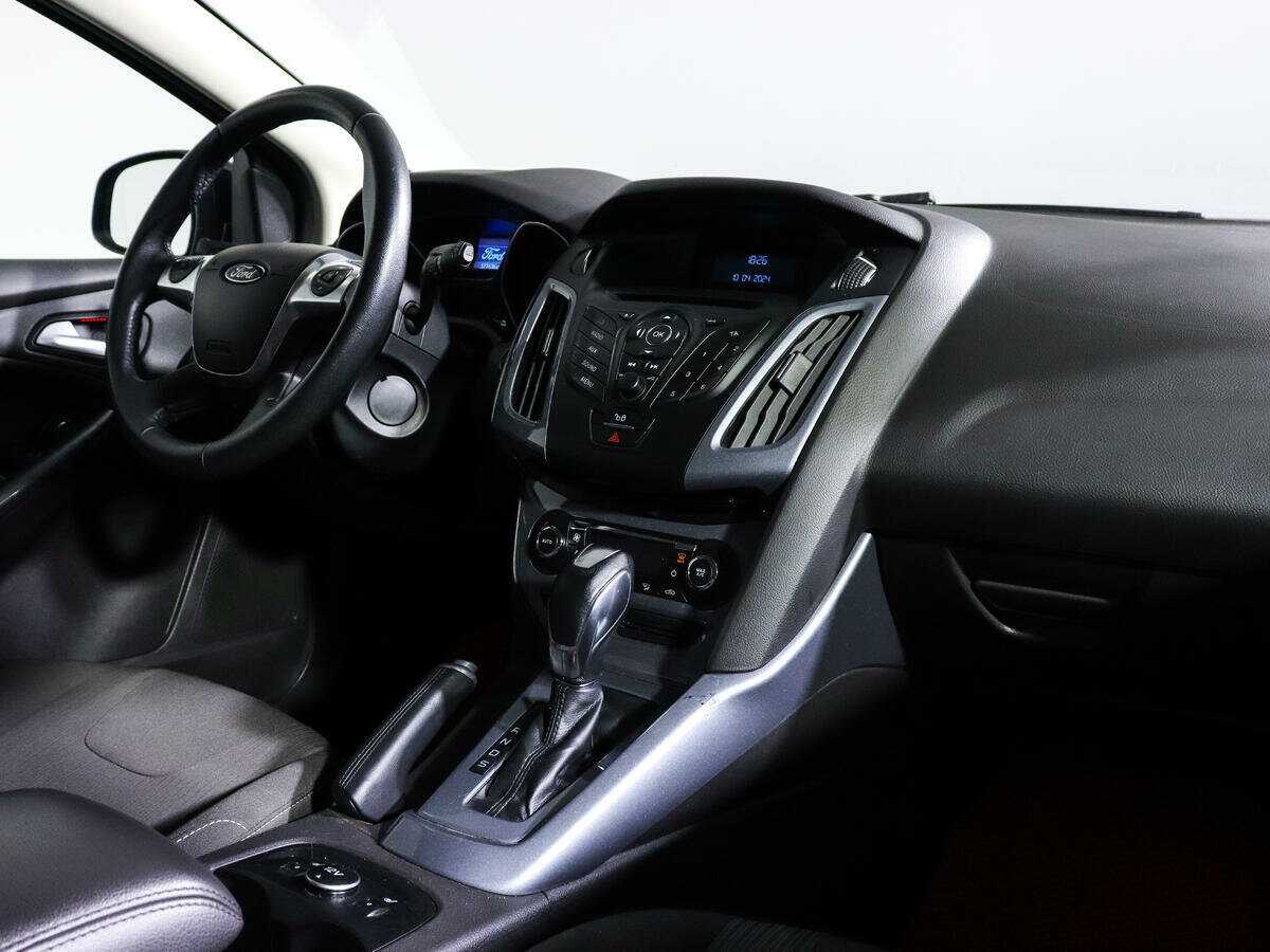 Ford Focus 2012 года с пробегом. Фото: #6