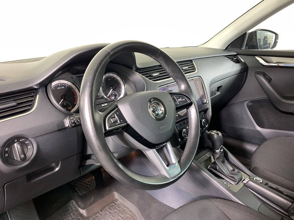 Skoda Octavia 2018 года с пробегом. Фото: #10