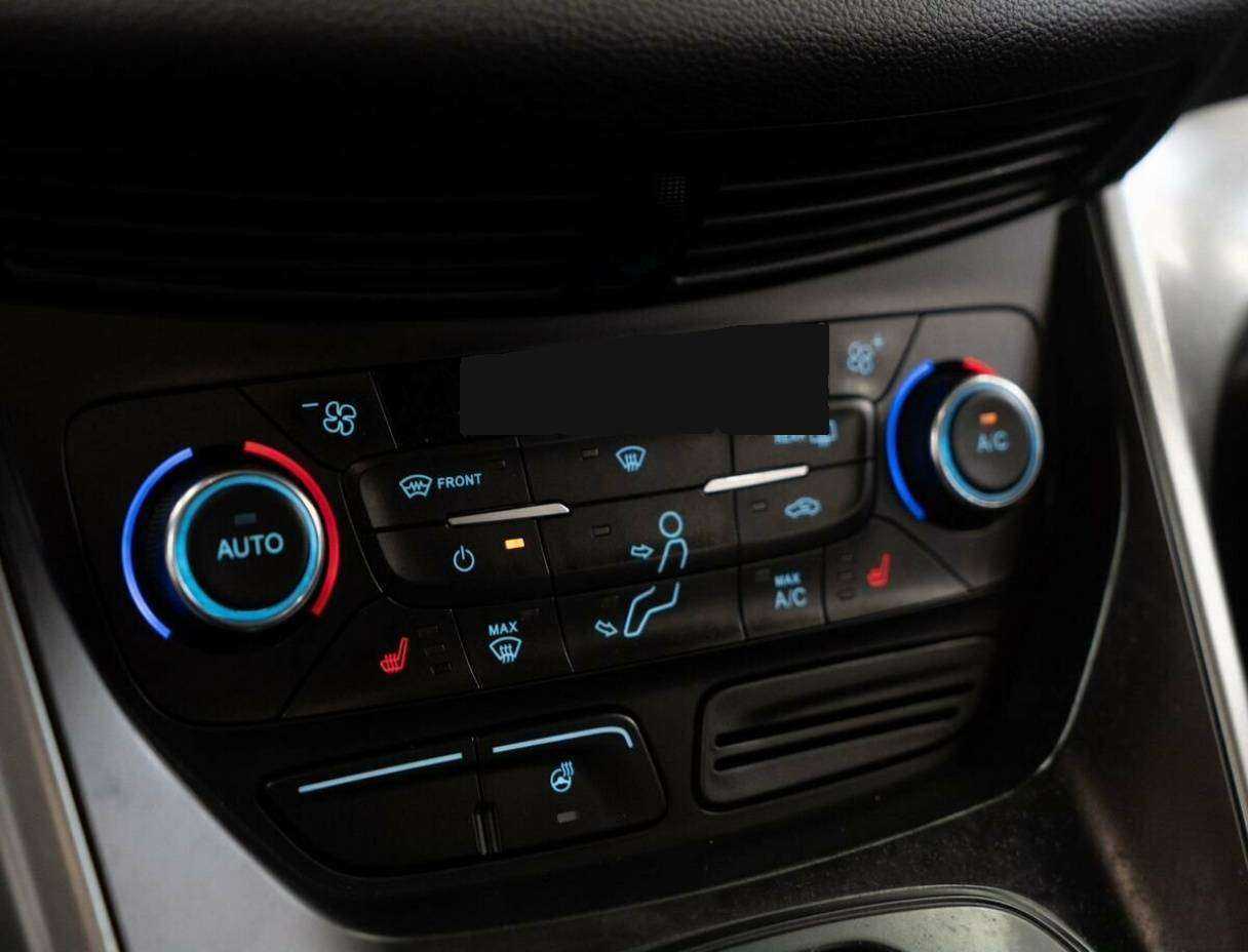 Б/У Форд Куга 2017 года. Фото: #10