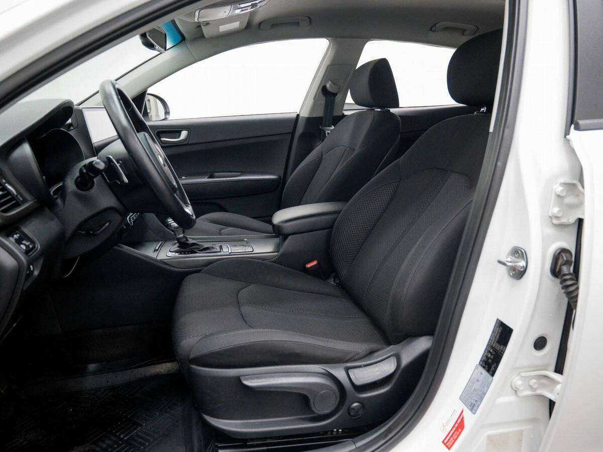 Б/У Киа Оптима 2017 года. Фото: #10