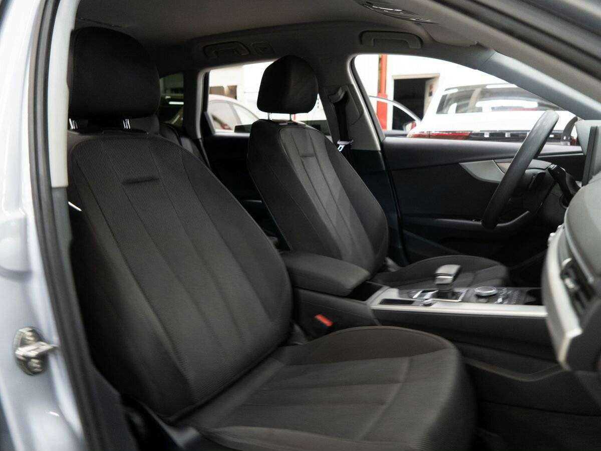 Audi A4 2019 года с пробегом. Фото: #9