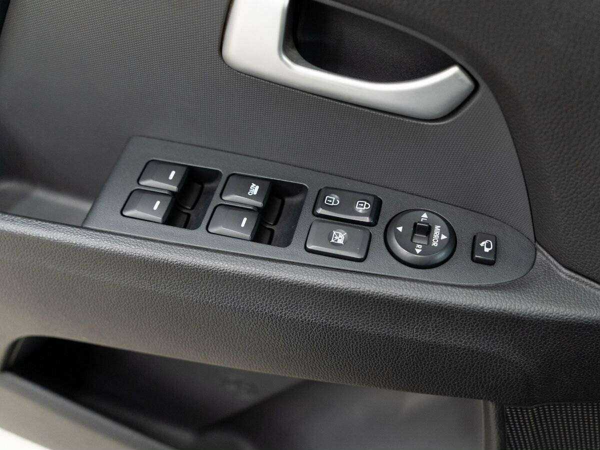 Б/У Киа Спортейдж 2015 года. Фото: #12