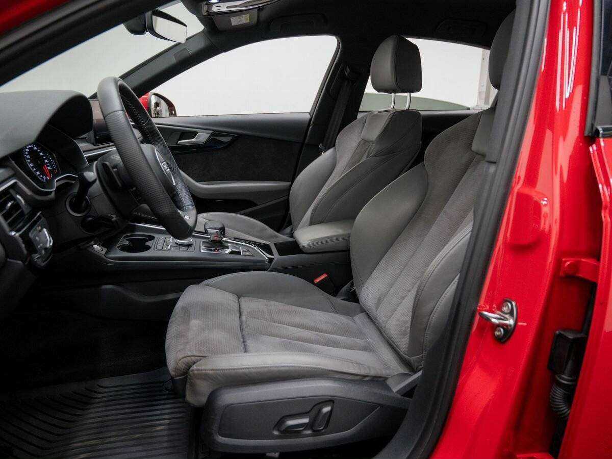Audi A4 2019 года с пробегом. Фото: #15