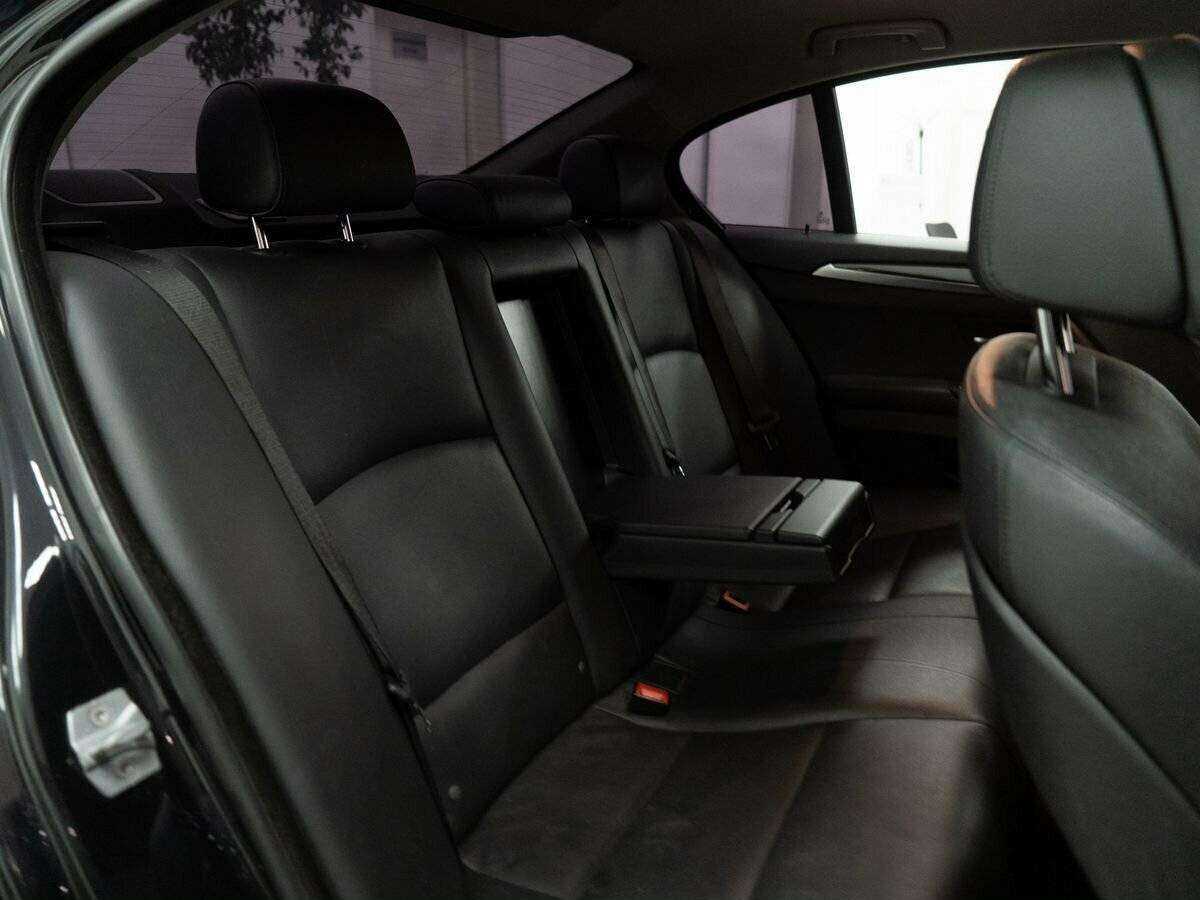 BMW 5 серии 2013 года с пробегом. Фото: #8