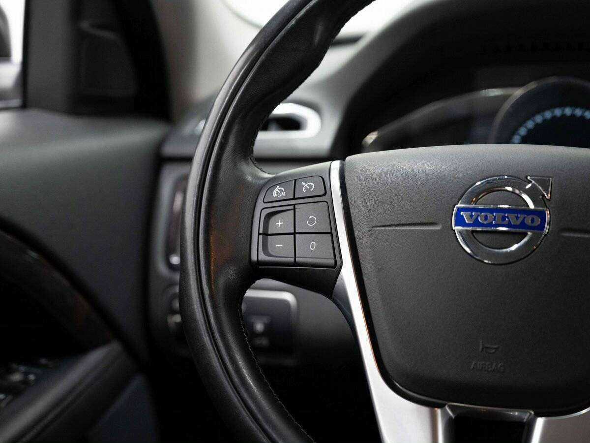 Б/У Вольво С80 2015 года. Фото: #10