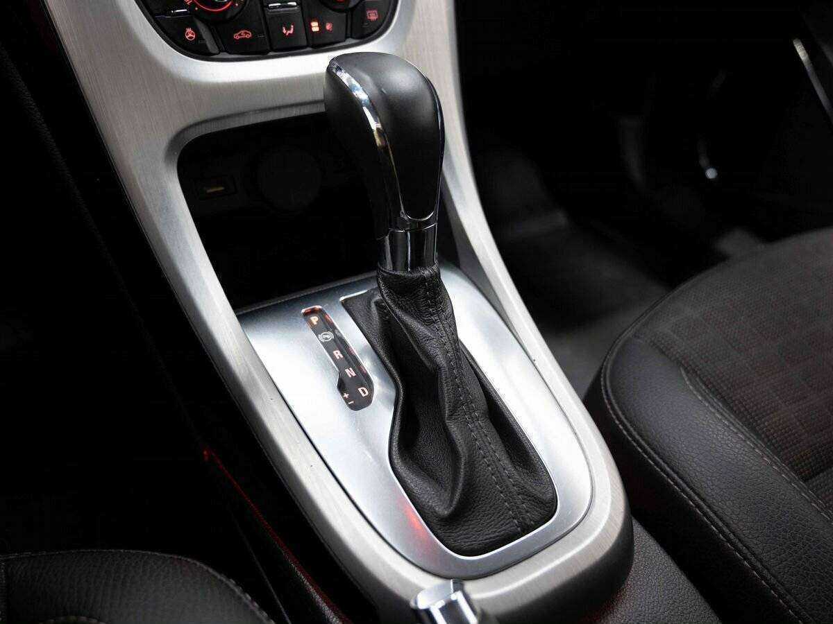 Б/У Опель Астра 2012 года. Фото: #18