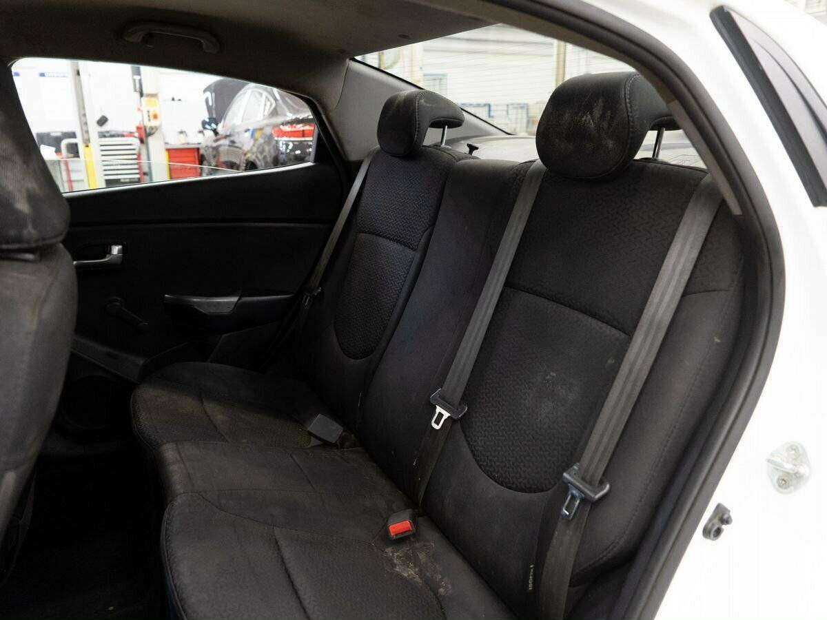 Б/У Киа Рио 2016 года. Фото: #6