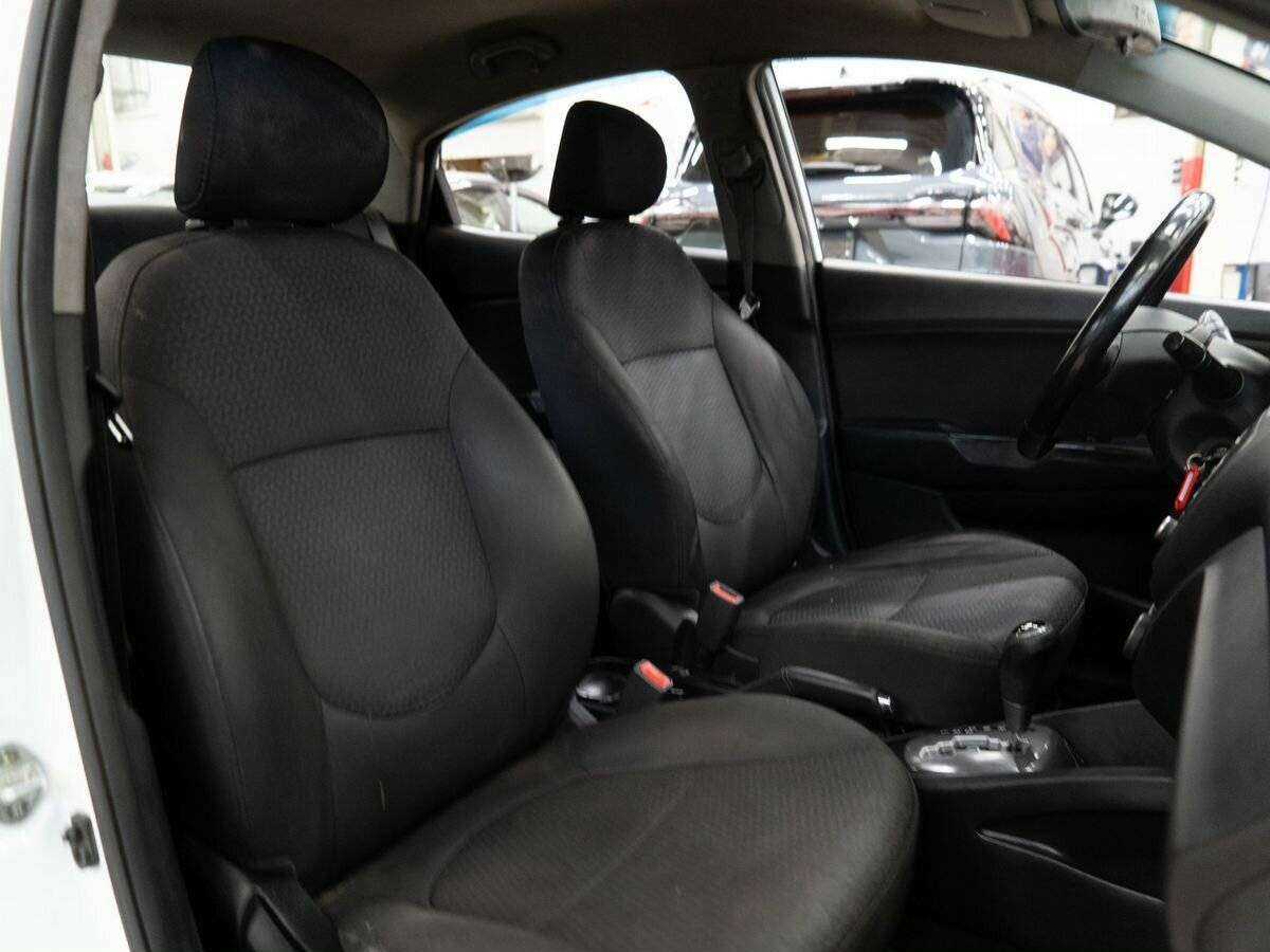 Б/У Киа Рио 2016 года. Фото: #8