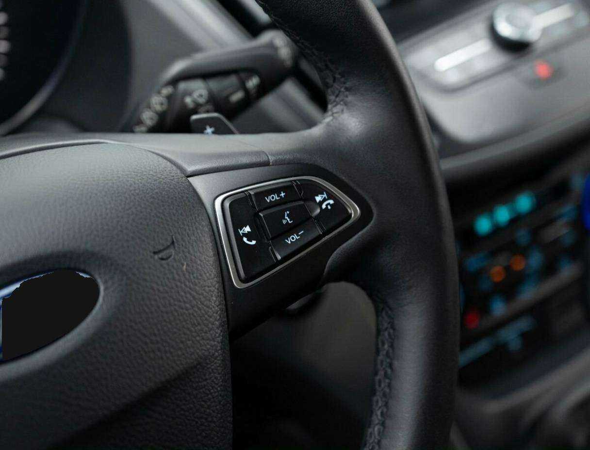 Б/У Форд Куга 2017 года. Фото: #19