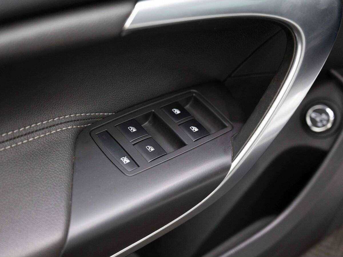 Б/У Опель Инсигния 2013 года. Фото: #27