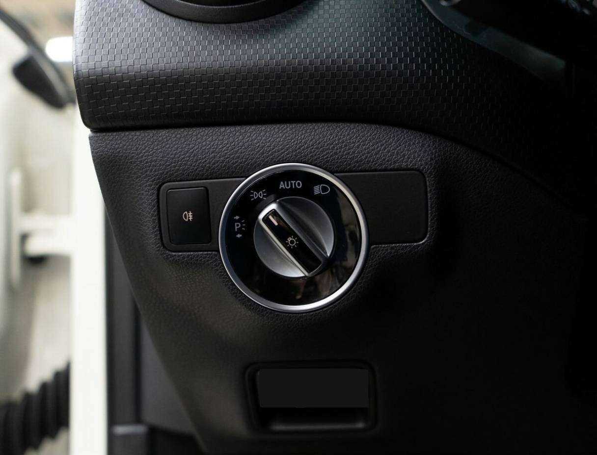 Mercedes-Benz A-Класс 2013 года с пробегом. Фото: #14