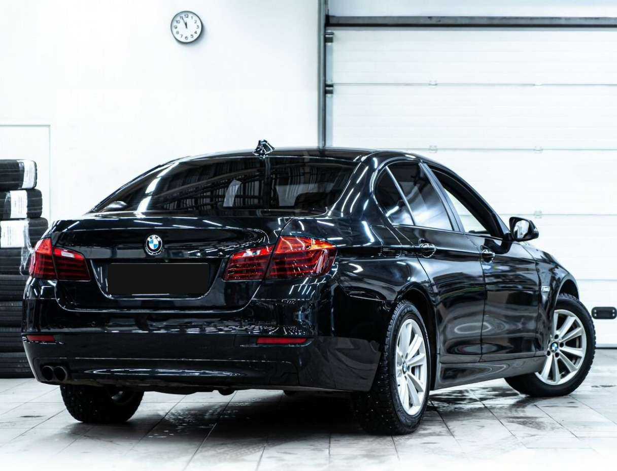 BMW 5 серии 2014 года с пробегом. Фото: #2