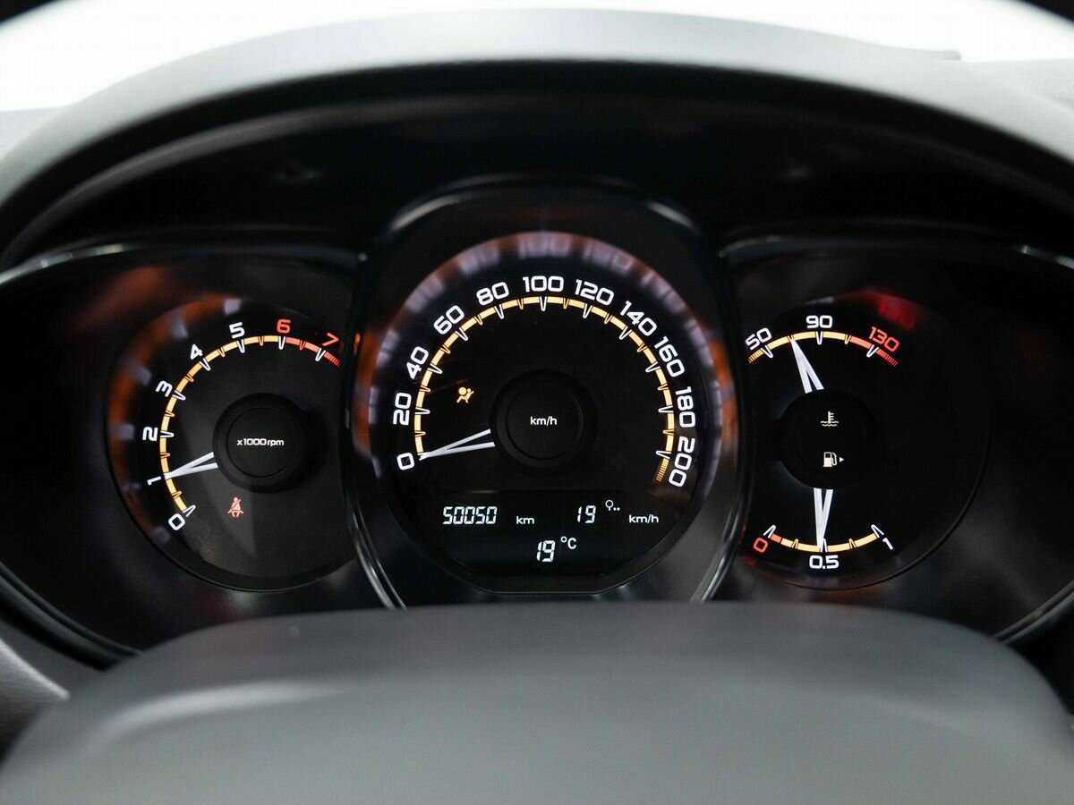 Б/У Лада (ВАЗ) Веста 2020 года. Фото: #16