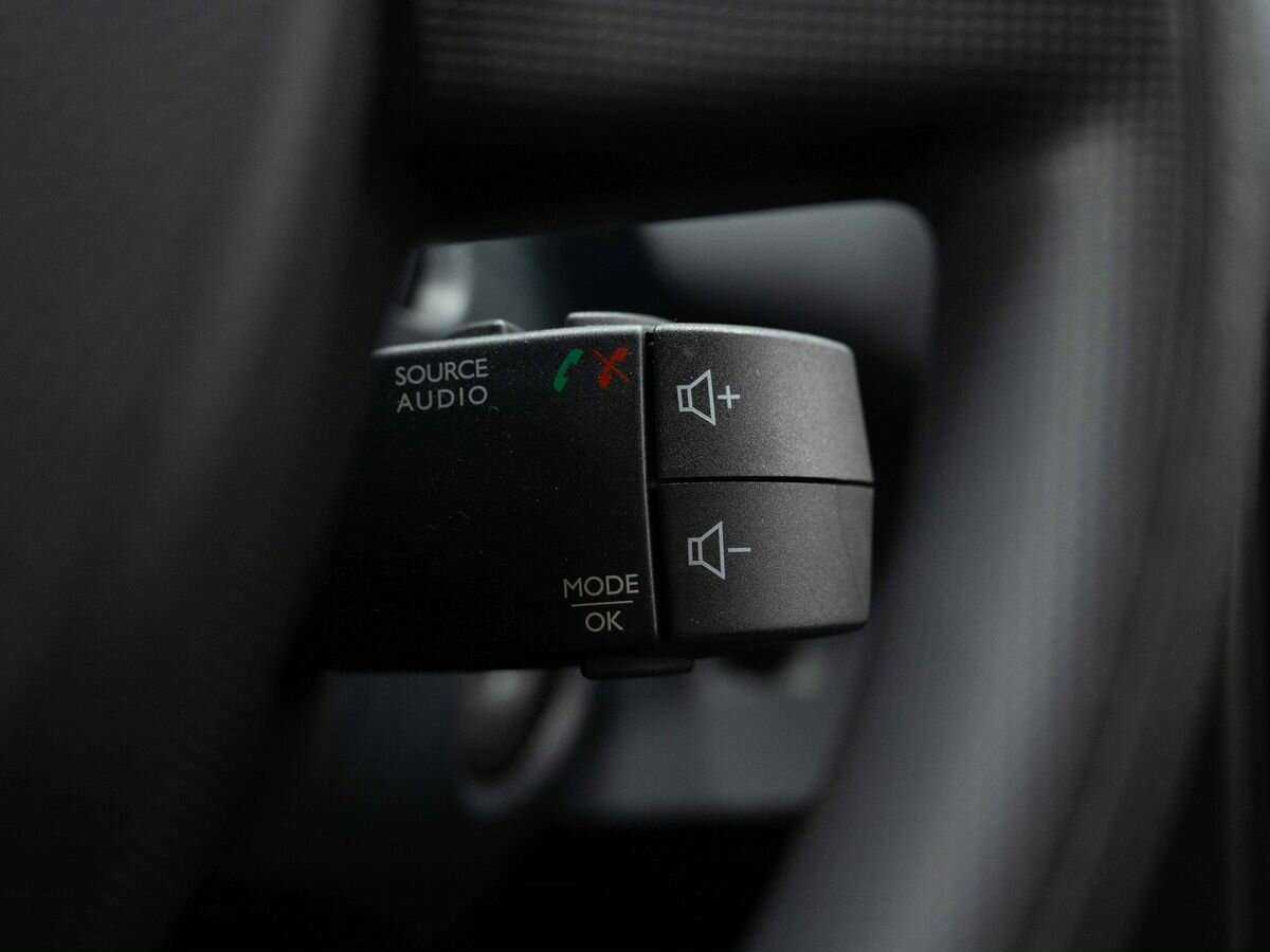 Б/У Рено Дастер 2017 года. Фото: #18