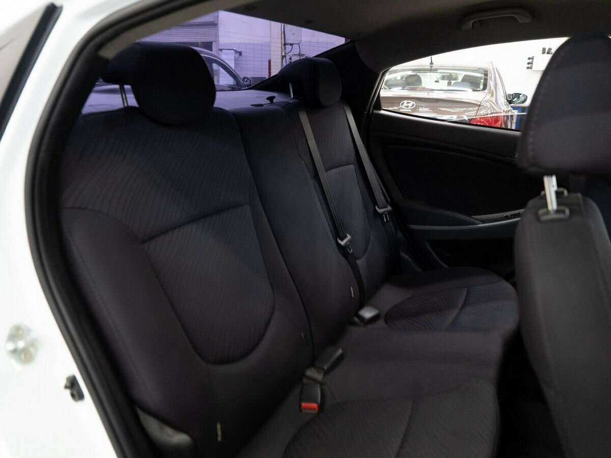 Б/У Хендай Солярис 2015 года. Фото: #7