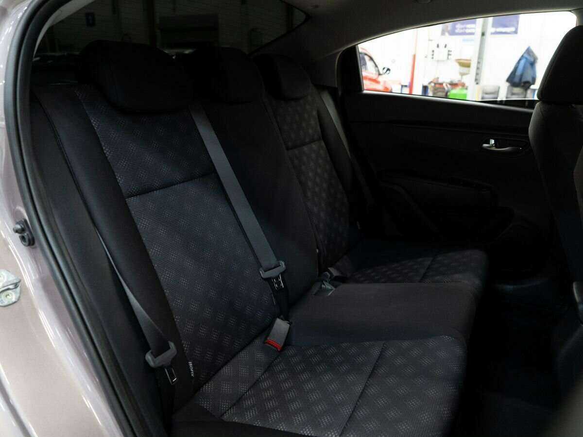 Б/У Киа Рио 2018 года. Фото: #7