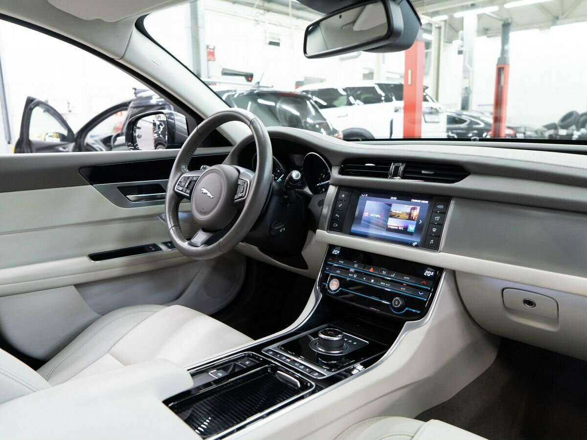 Jaguar XF 2017 года с пробегом. Фото: #17