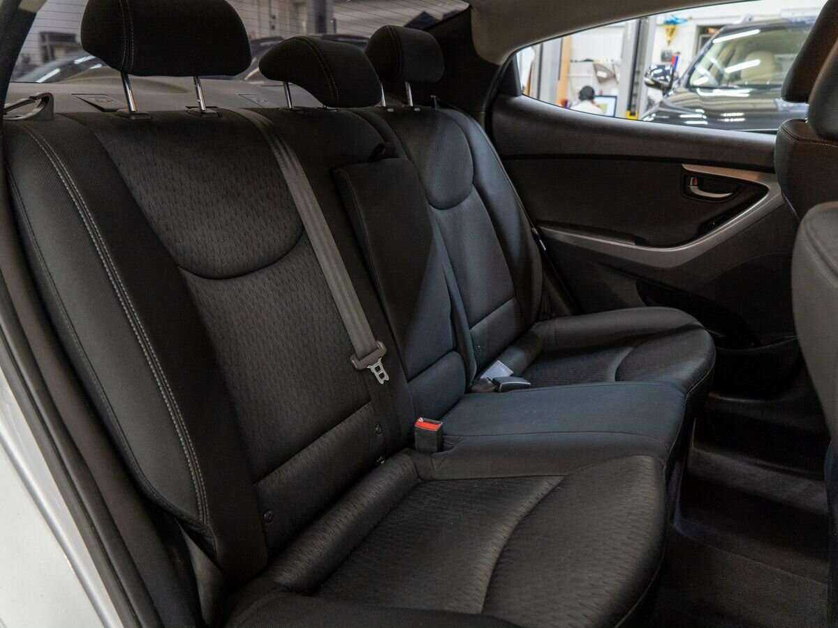 Б/У Хендай Елантра 2012 года. Фото: #7