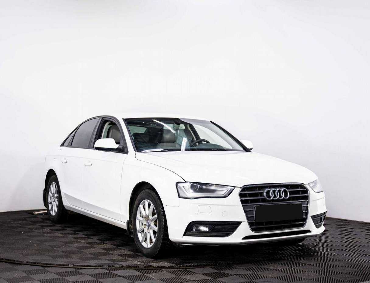 Audi A4 2012 года с пробегом. Фото: #2