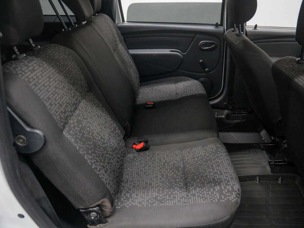 Б/У Лада (ВАЗ) Ларгус 2021 года. Фото: #8