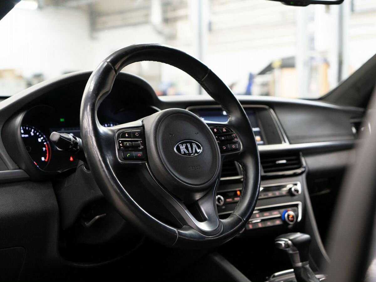 Б/У Киа Оптима 2018 года. Фото: #4