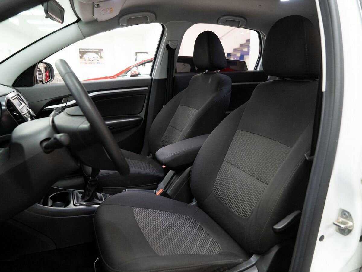 Б/У Лада (ВАЗ) Веста 2019 года. Фото: #5