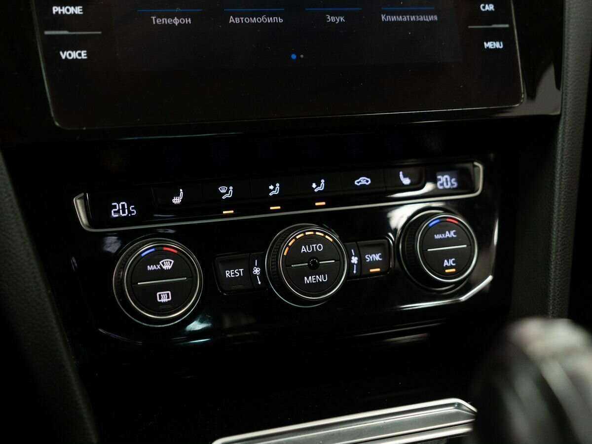 Б/У Фольксваген Пассат 2017 года. Фото: #13