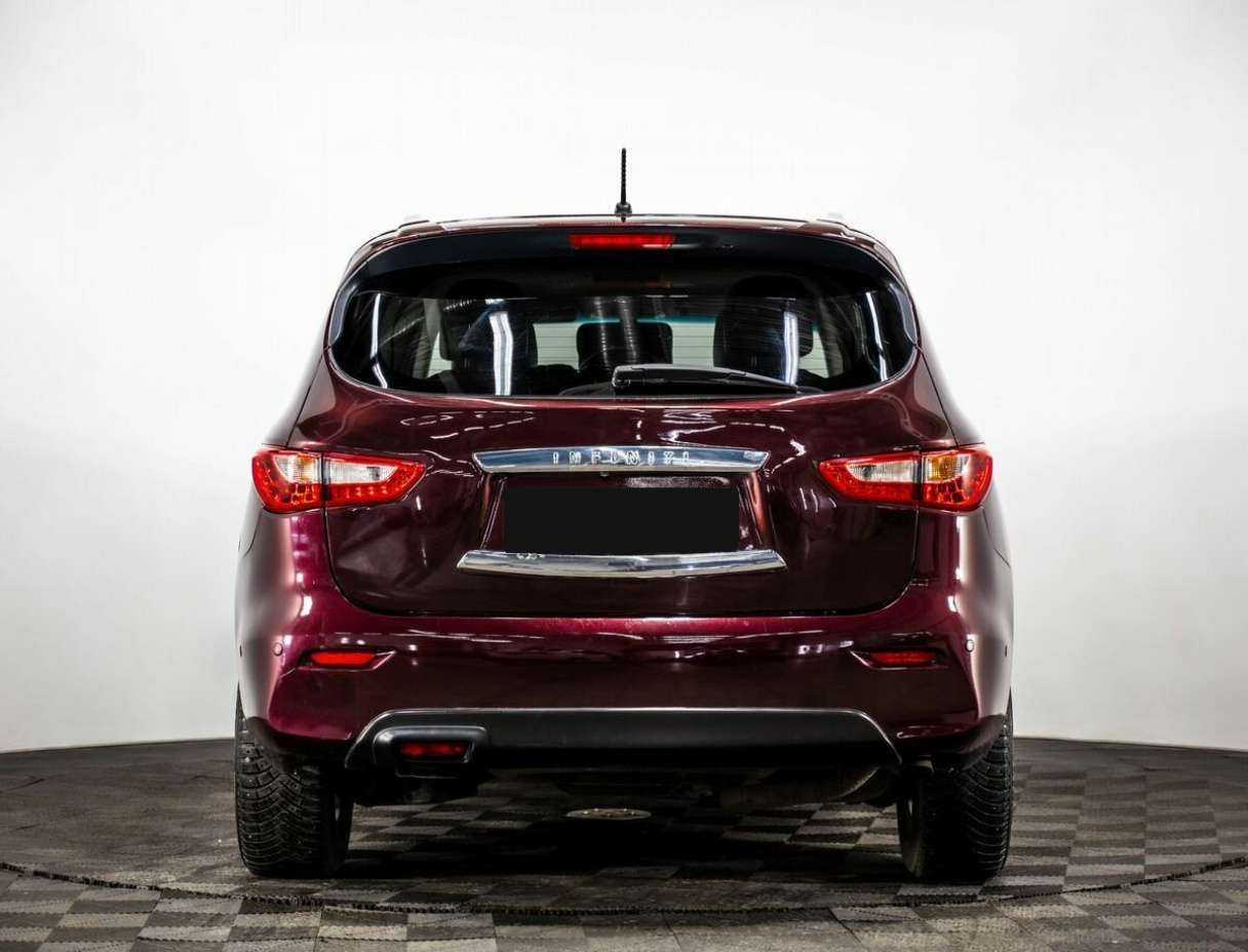 Infiniti QX60 2015 года с пробегом. Фото: #4