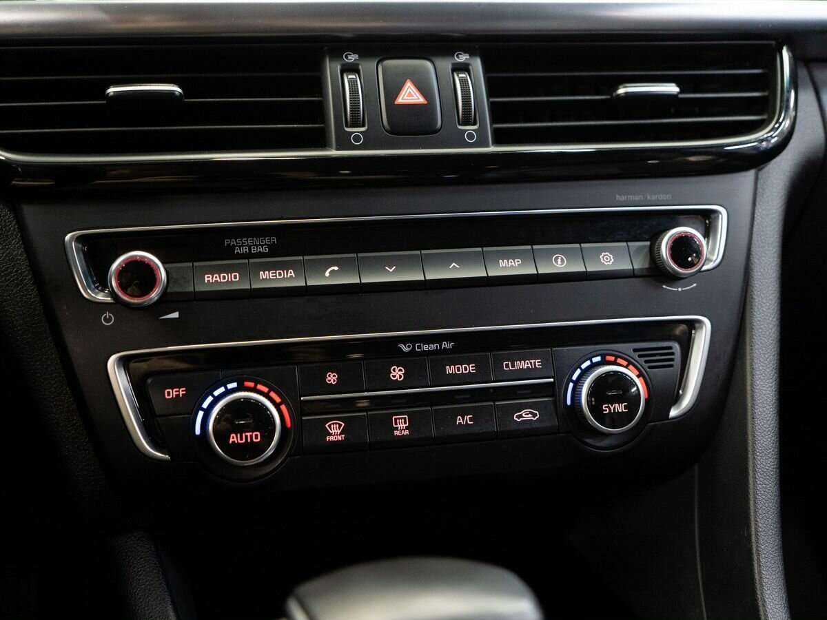 Б/У Киа Оптима 2017 года. Фото: #13