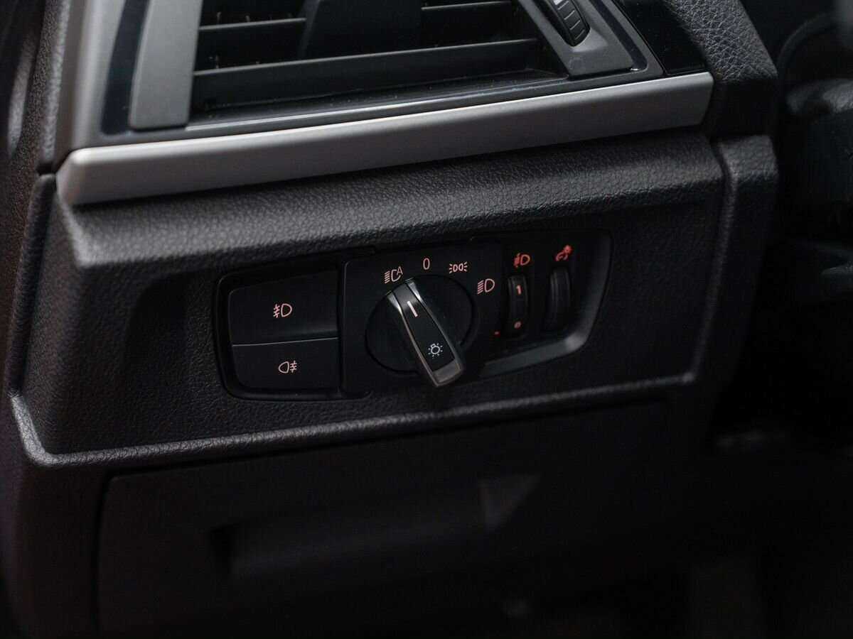 BMW 1 серии 2016 года с пробегом. Фото: #15