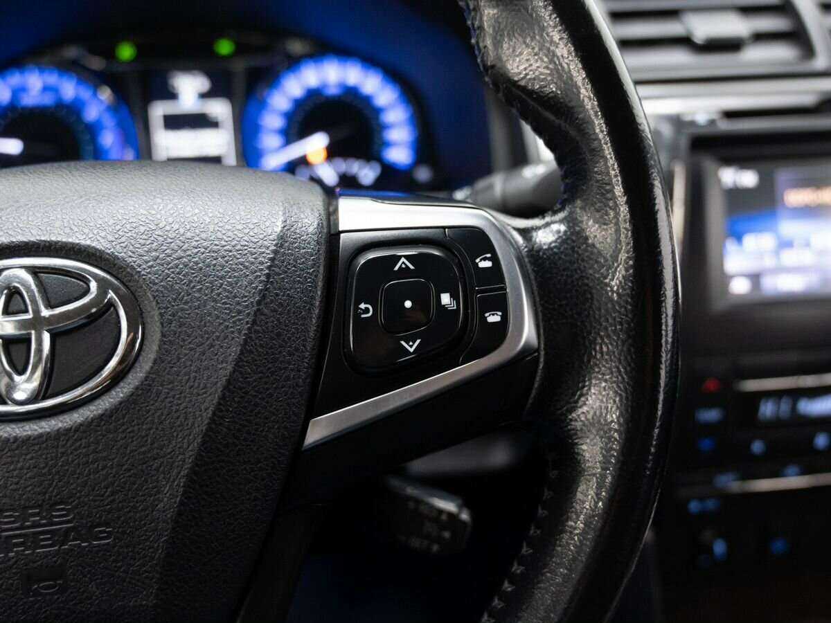 Б/У Тойота Камри 2015 года. Фото: #19