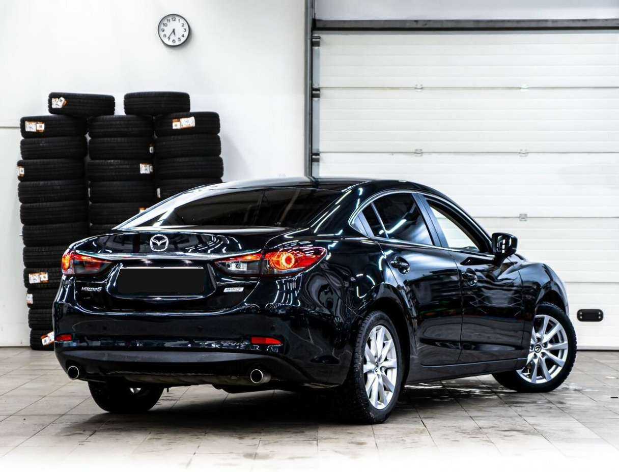 Б/У Мазда 6 2017 года. Фото: #2
