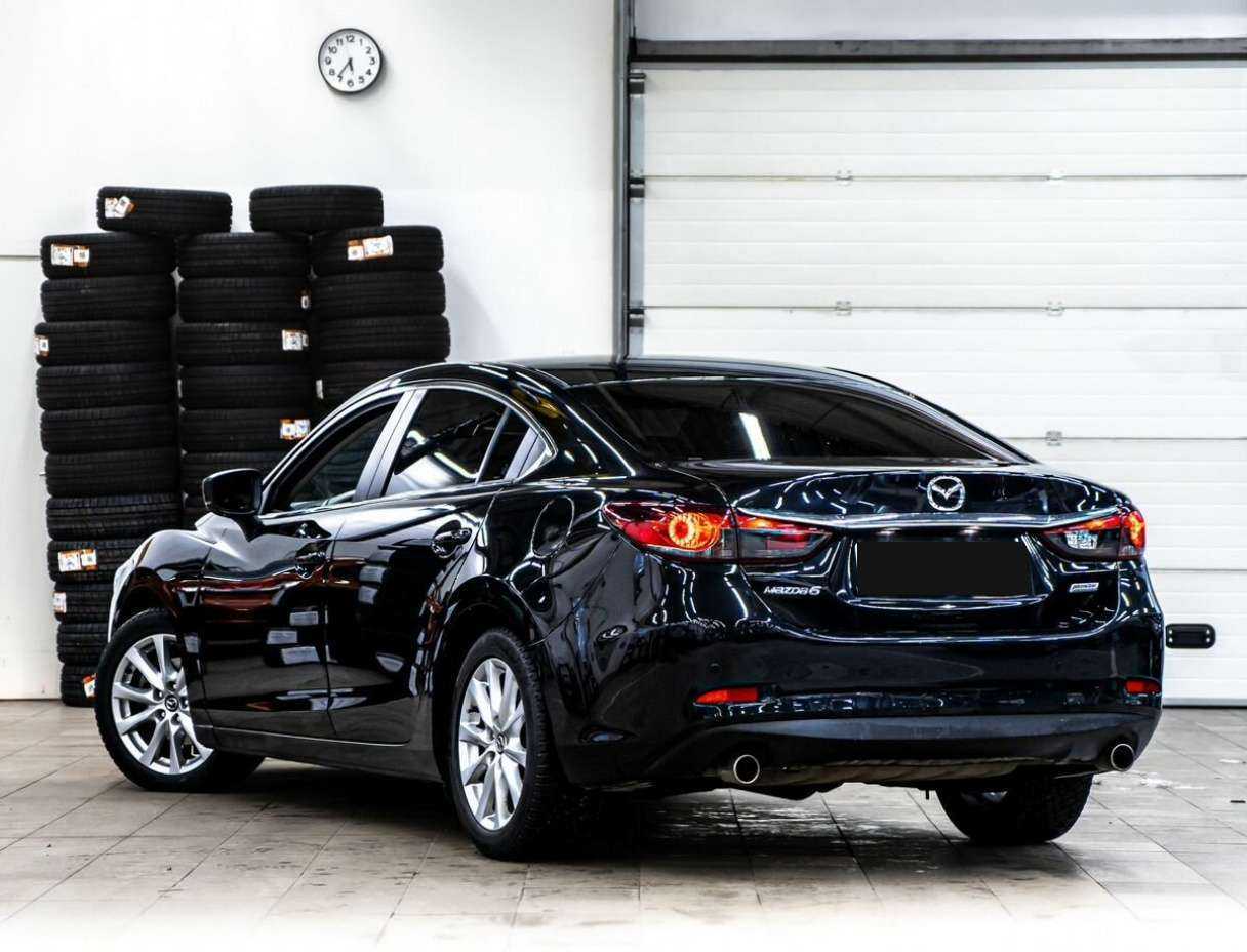 Б/У Мазда 6 2017 года. Фото: #3