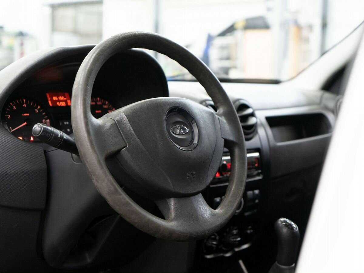 Б/У Лада (ВАЗ) Ларгус 2019 года. Фото: #4