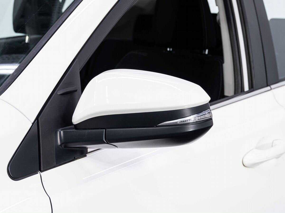 Toyota RAV4 2018 года с пробегом. Фото: #18