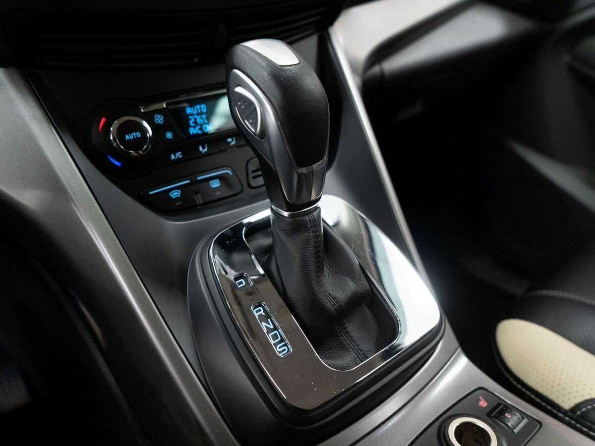 Б/У Форд Куга 2015 года. Фото: #9