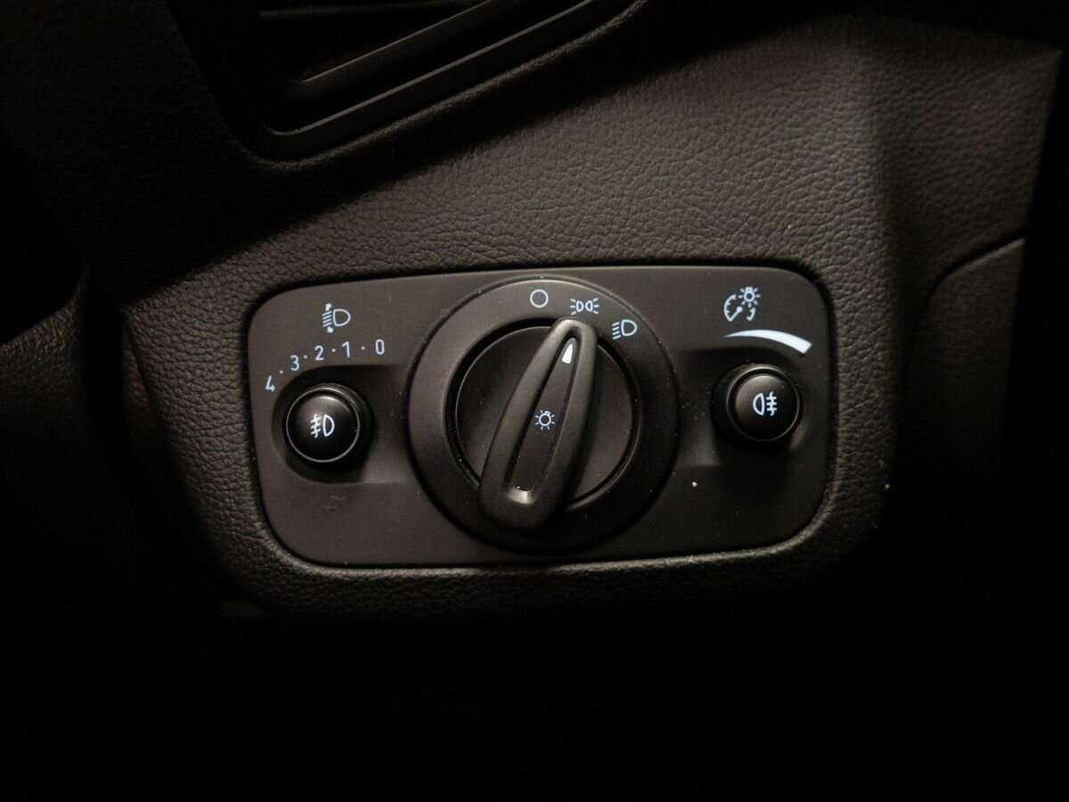 Б/У Форд Куга 2015 года. Фото: #12