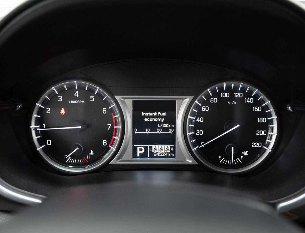 Б/У Сузуки Витара 2015 года. Фото: #13